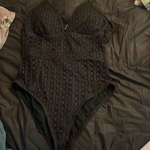 Bathing suit